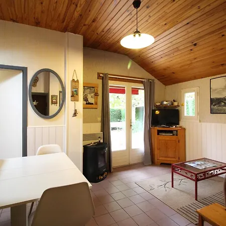 Pavillon Calme Avec Jardin Clos, Animaux Admis, Parking, A 2 Km Du Centre De - Fr-1-415-156